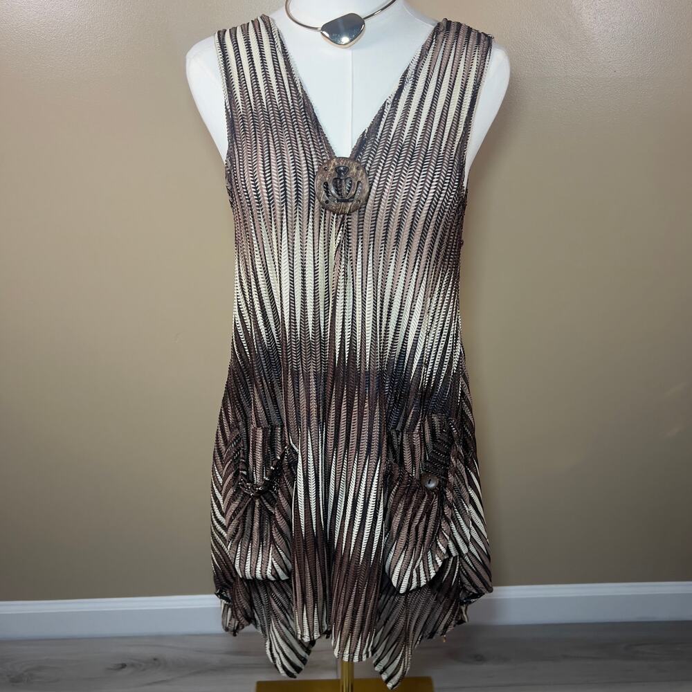 Boho Earth Tone Tribal Sleeveless V-neck Festival Tunic Sharkbite Hem